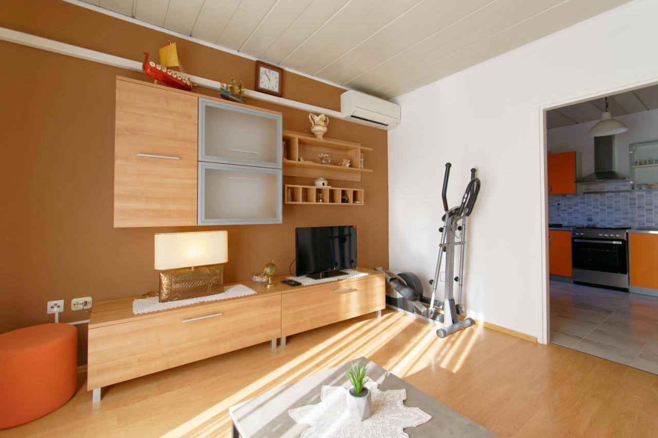 Apartments Grassi By Rent Istria 우마그 외부 사진