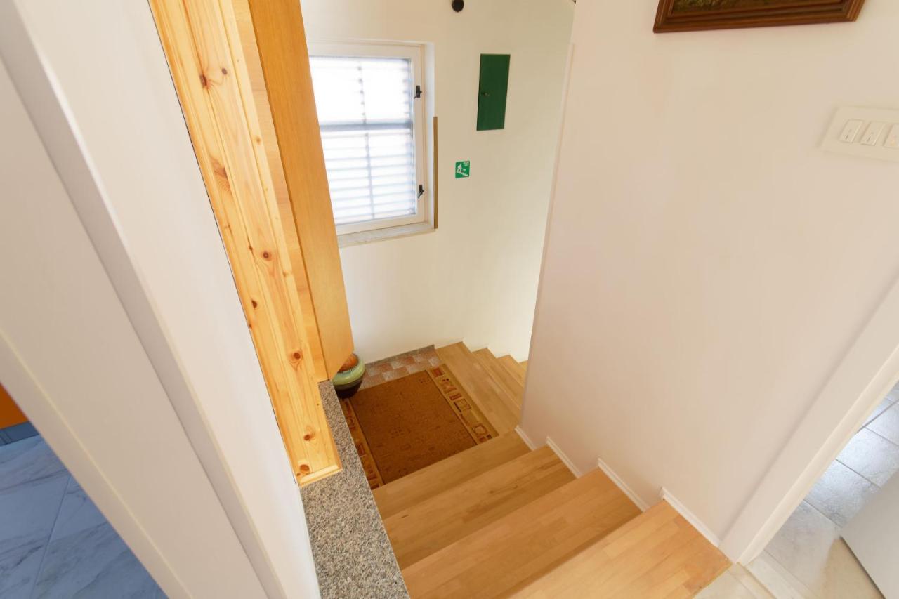 Apartments Grassi By Rent Istria 우마그 외부 사진